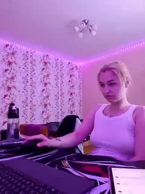 _Vikki_SEX Приват Записи 2026-07-18