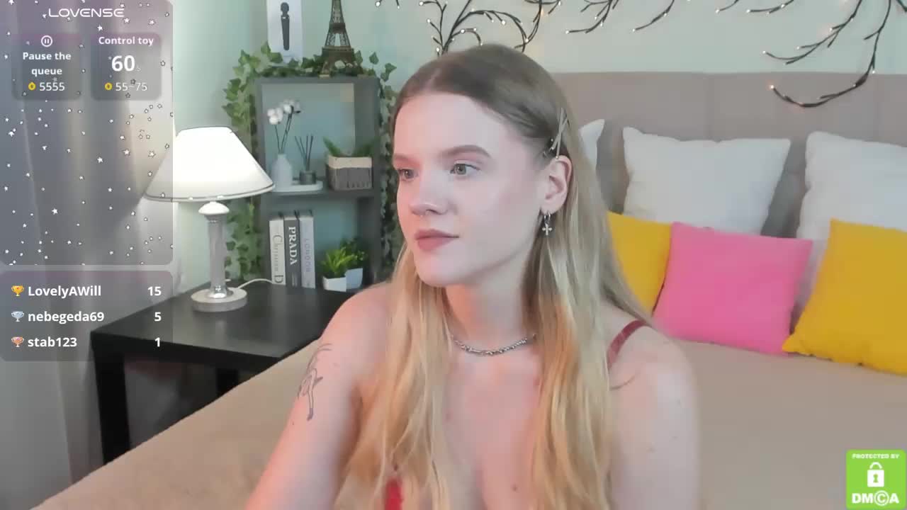 Emma-peach Приват Записи 2026-07-18