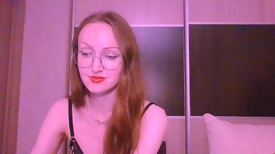 roxxywharton Приват Записи 2026-07-18