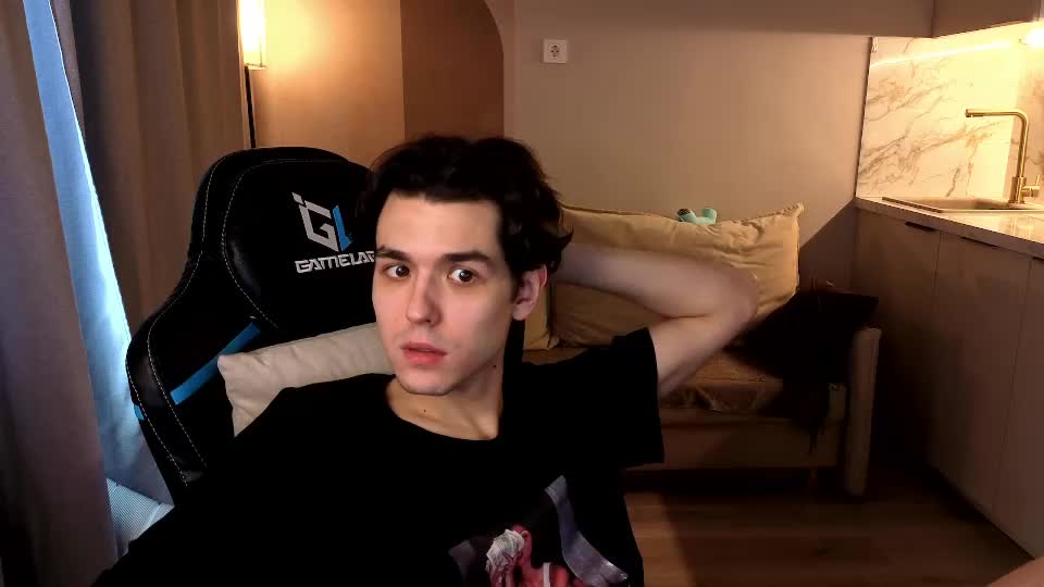 travisrivas Приват Записи 2026-07-18