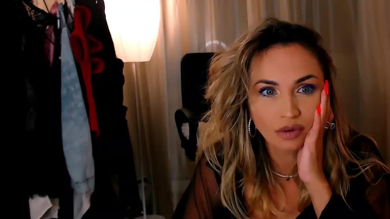 Alexandrawoow Приват Записи 2026-07-18