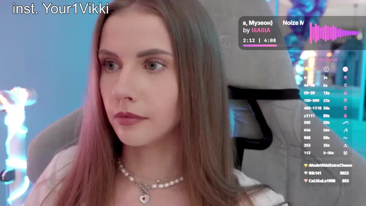 VikkiExtraCheese Приват Записи 2026-07-19