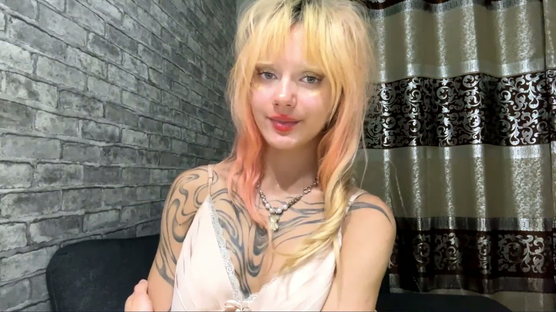 MaryHankinson Приват Записи 2026-07-19