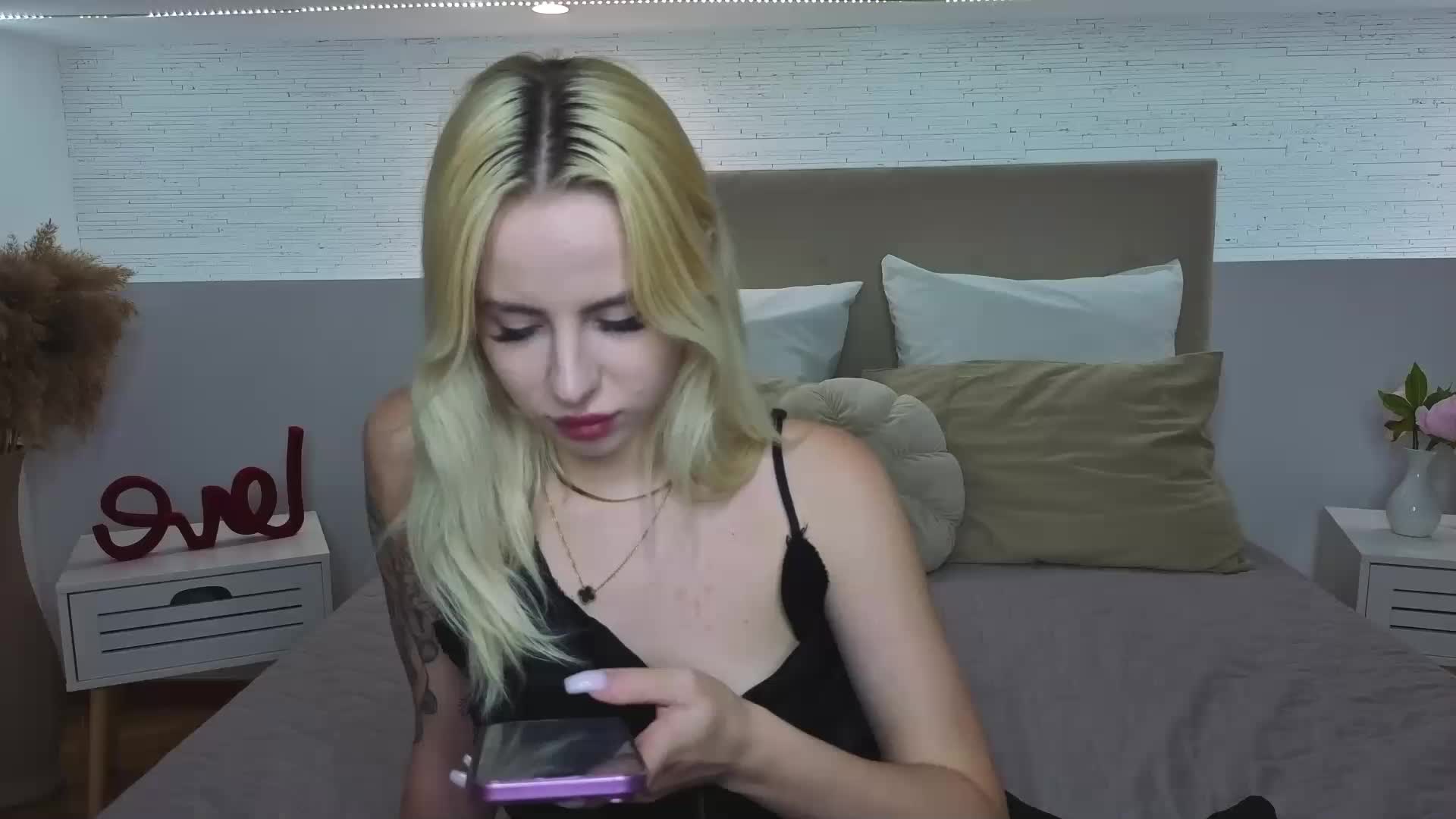 Bella-crazyy Приват Записи 2026-07-19
