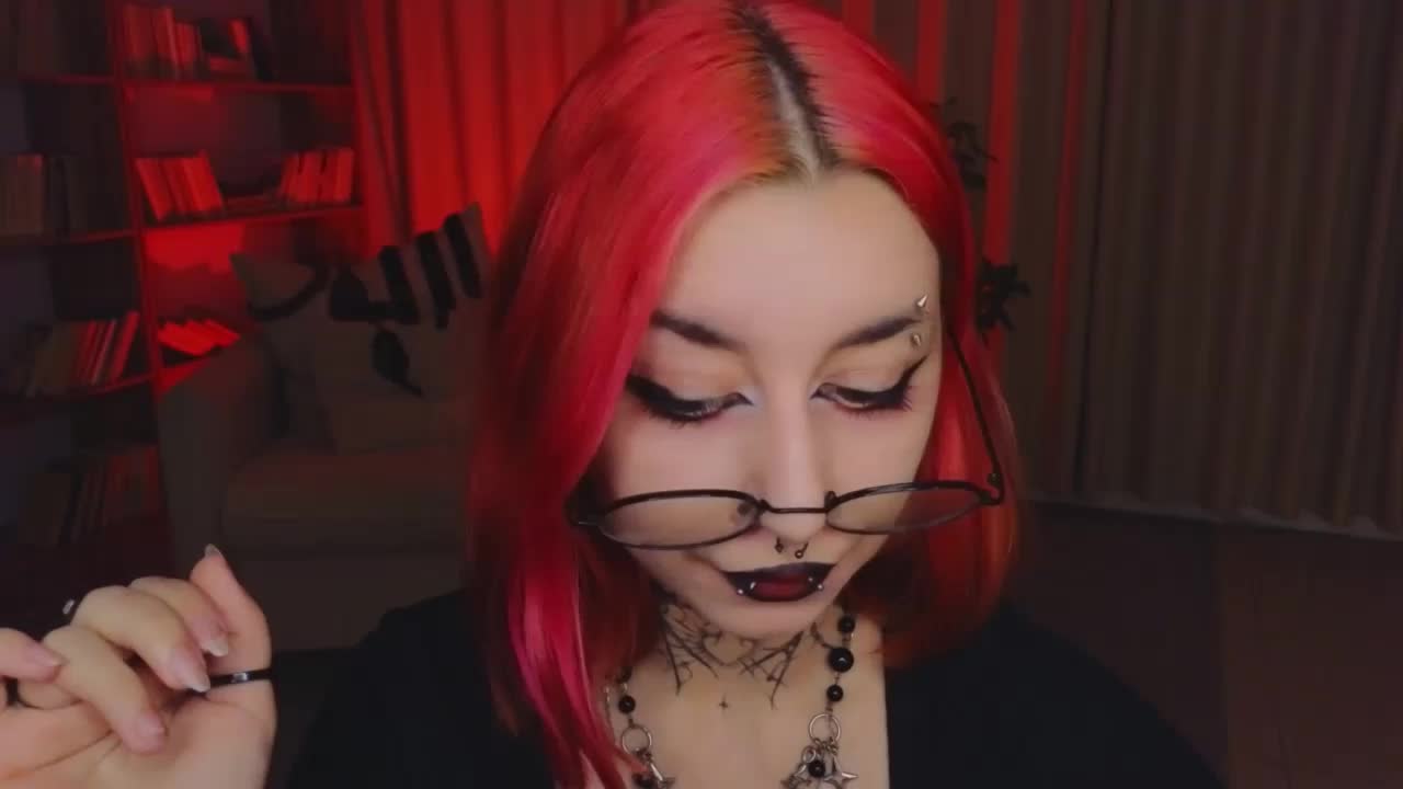 MistressMarcelline Приват Записи 2026-07-23
