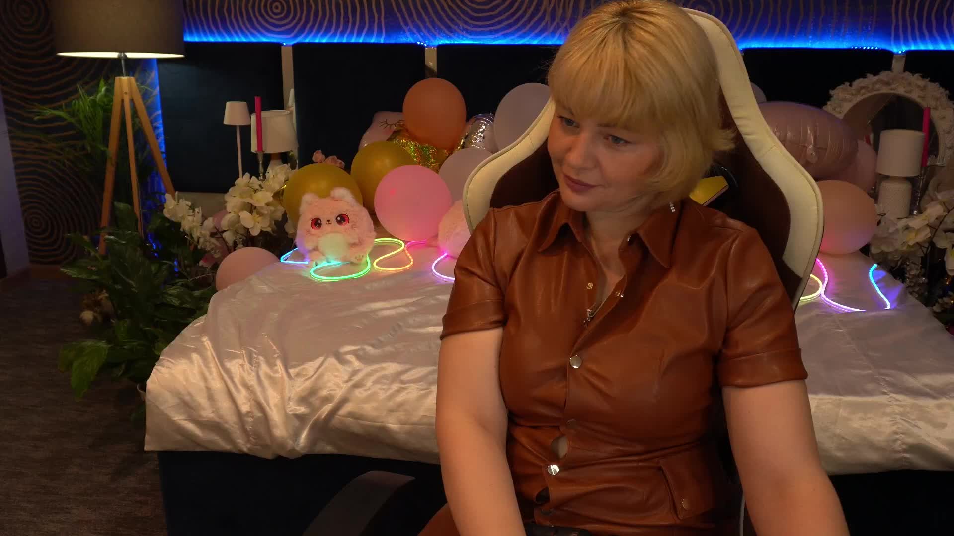 AmiraNight Приват Записи 2026-07-27
