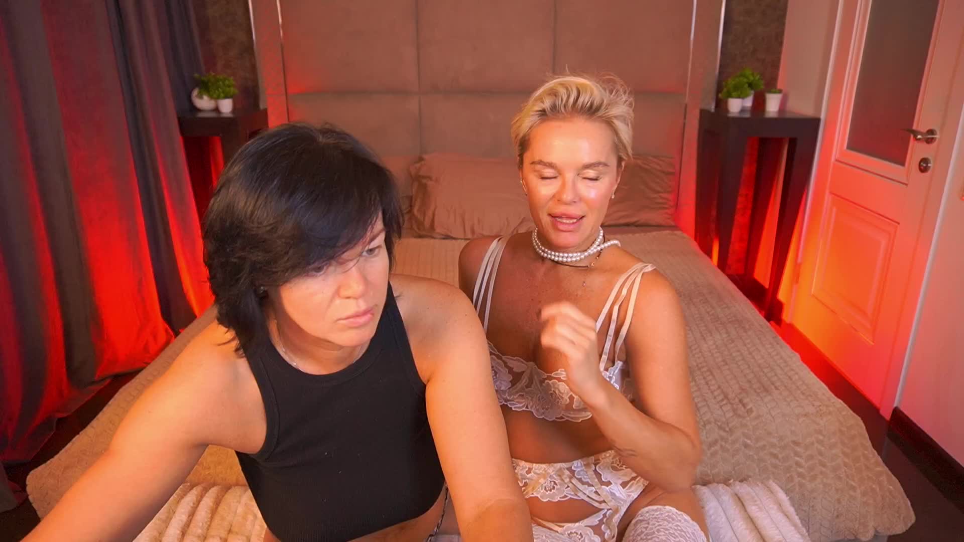 PleasureWeCouple Приват Записи 2026-07-30