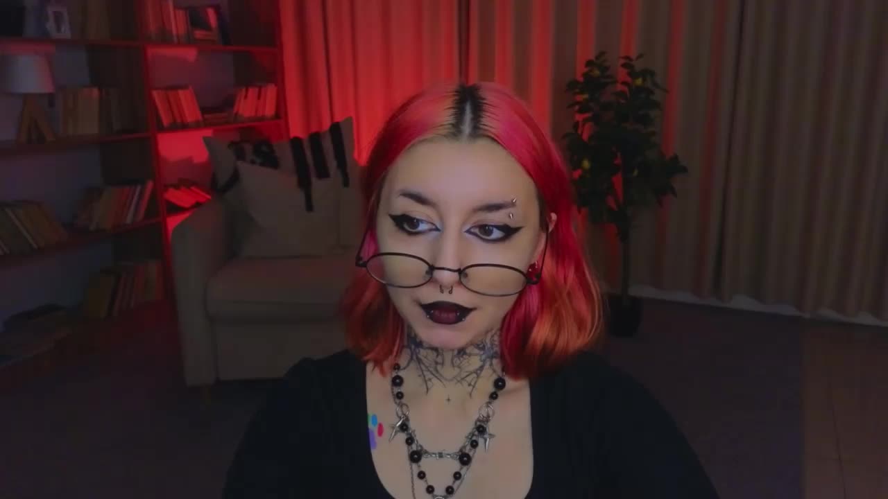 MistressMarcelline Приват Записи 2026-08-01