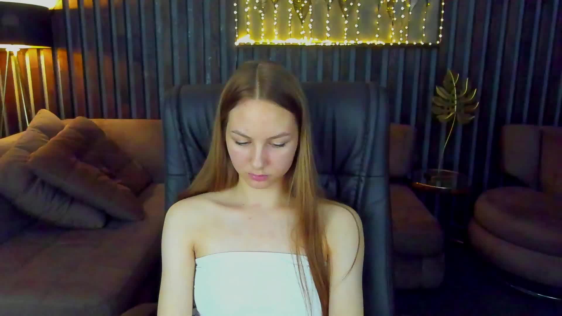 MilaAddam Приват Записи 2026-08-04