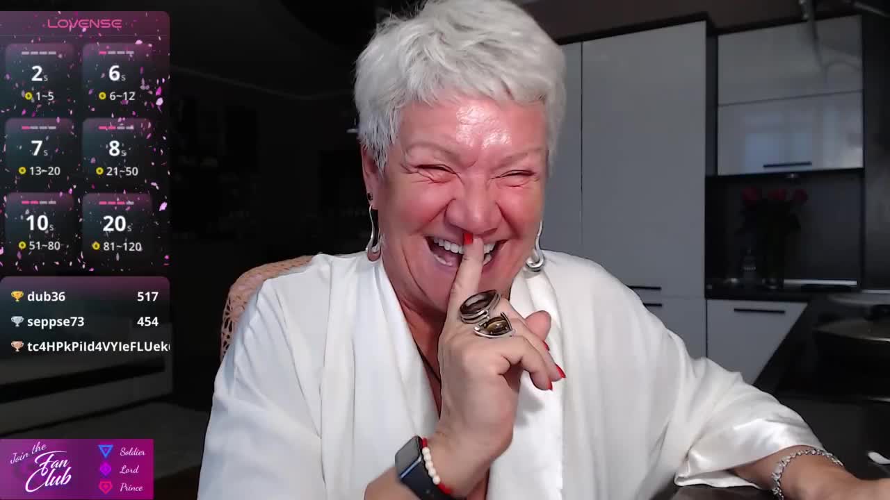 roxana-brooks Приват Записи 2026-08-04