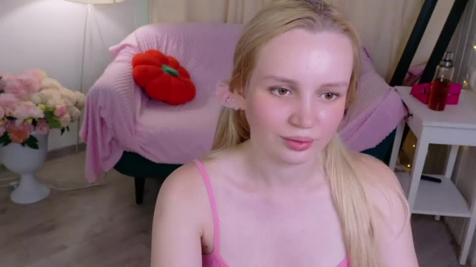 tinasiner Приват Записи 2026-08-05
