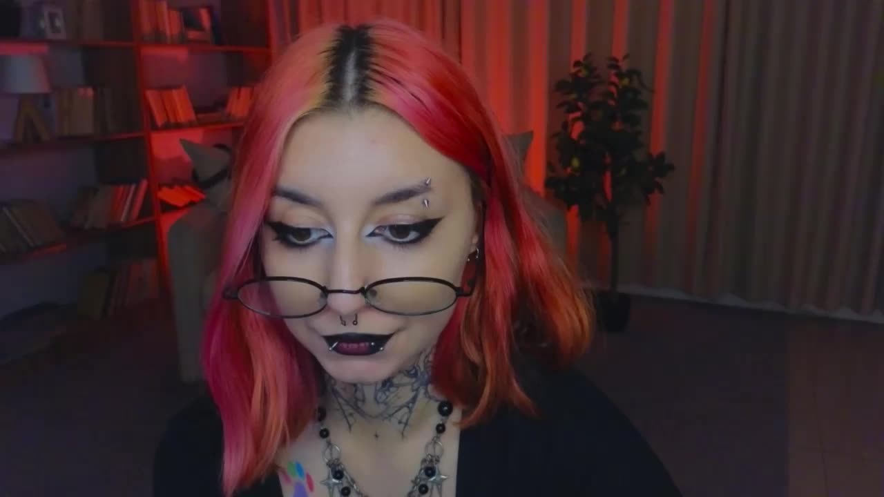 MistressMarcelline Приват Записи 2026-08-05