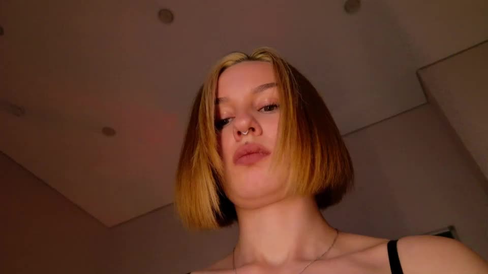clairemathis Приват Записи 2026-08-05