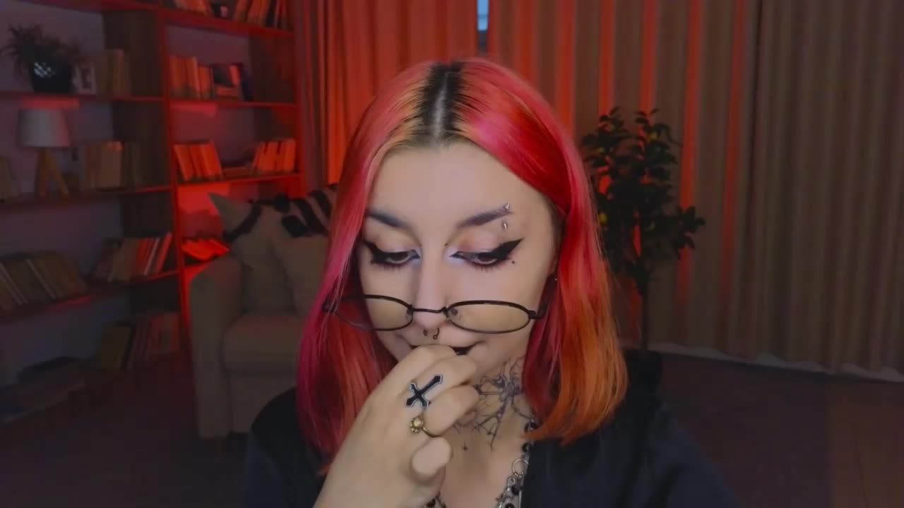 MistressMarcelline Приват Записи 2026-08-06