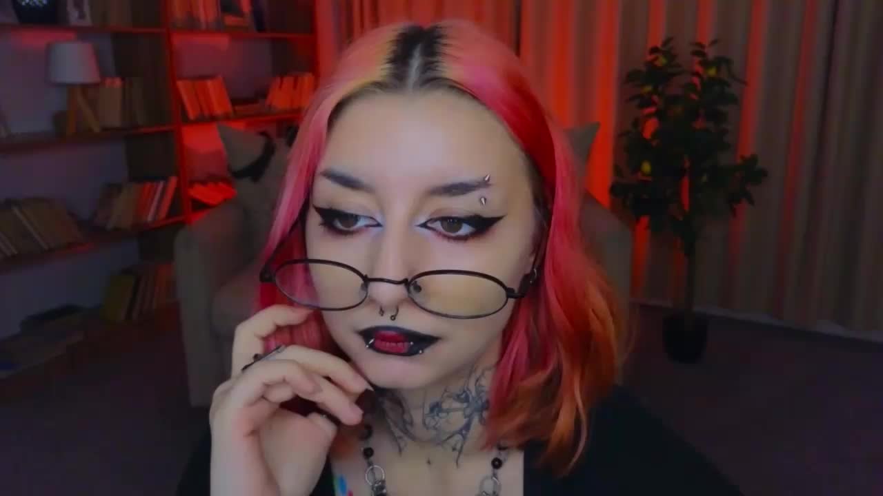 MistressMarcelline Приват Записи 2026-08-08