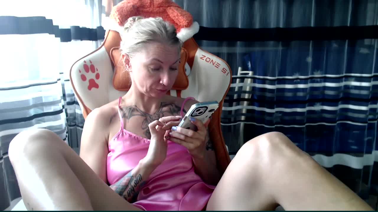 Lollifoxy Приват Записи 2026-08-08