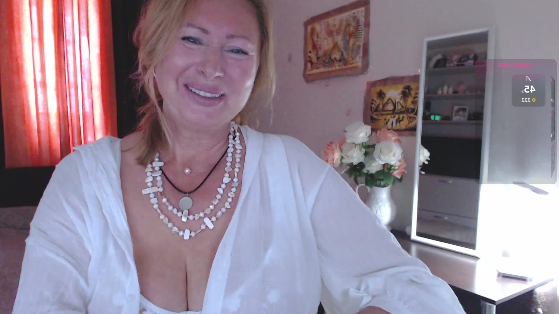 HelenLoyd Приват Записи 2026-08-11