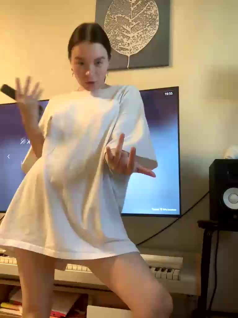 Monika-krasotaya Приват Записи 2026-08-12