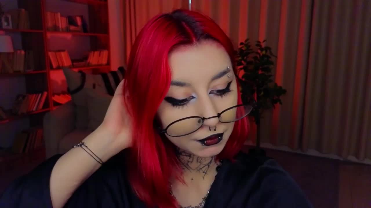 MistressMarcelline Приват Записи 2026-08-12