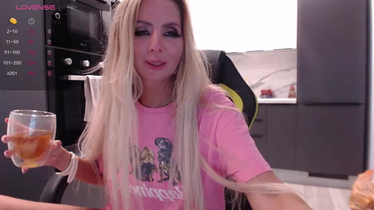blondalina Приват Записи 2026-08-13