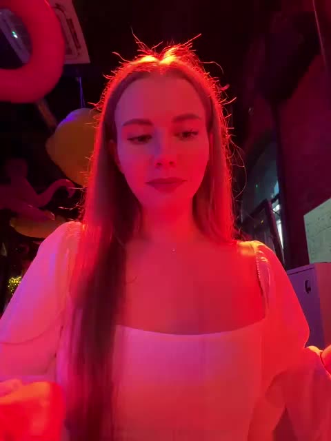 VikkiExtraCheese Приват Записи 2026-08-15