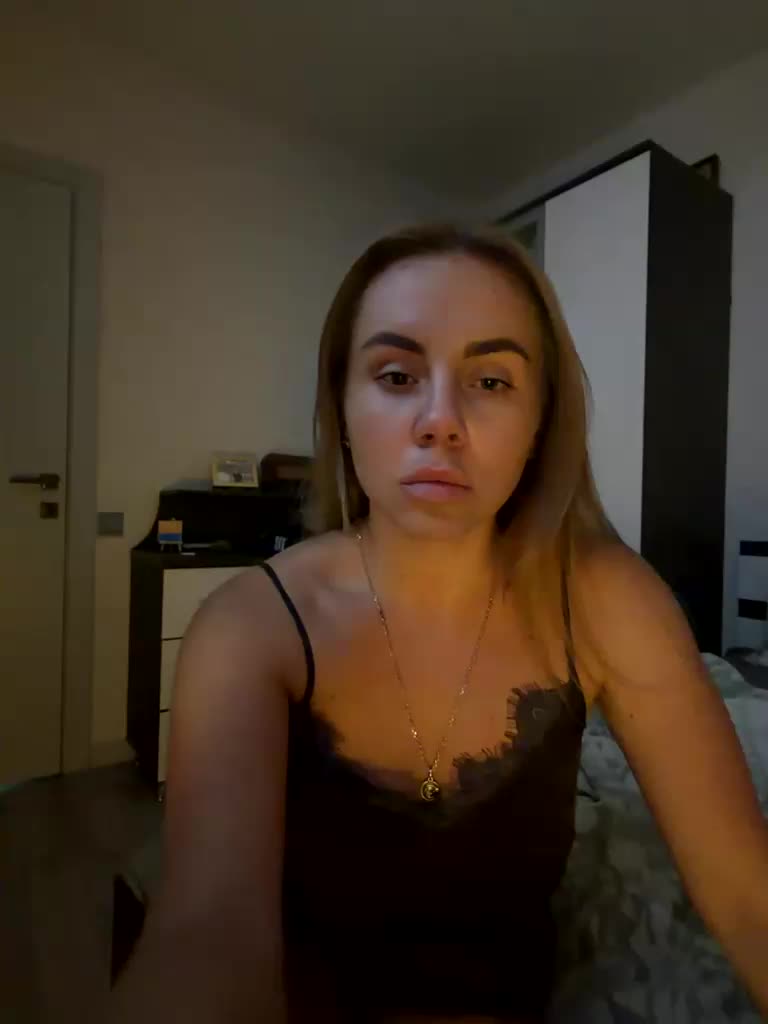 Angelgirl20 Приват Записи 2026-08-15