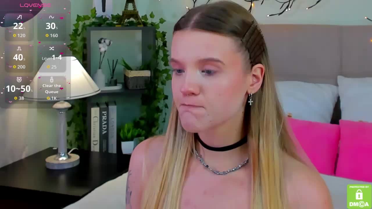 Emma-peach Приват Записи 2026-08-16