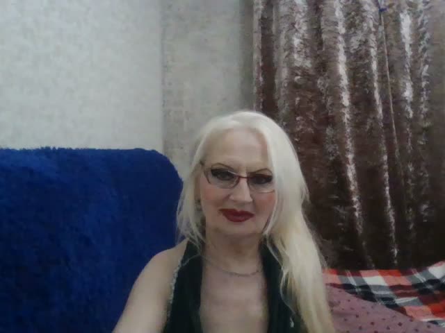 SweetyOLinda Приват Записи 2026-08-17