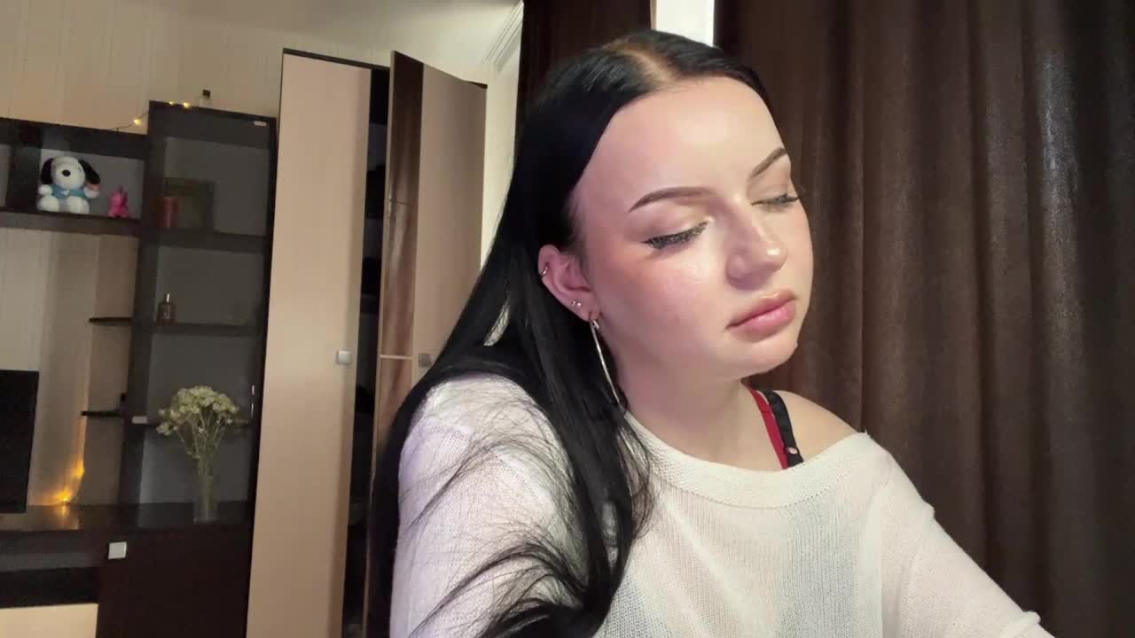 MarinaSavastru Приват Записи 2026-08-17