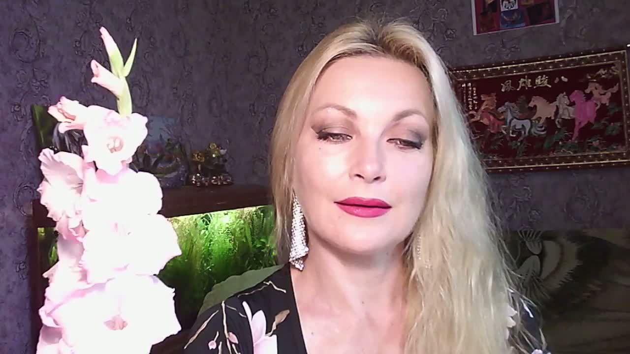 JanessNE Приват Записи 2026-08-18