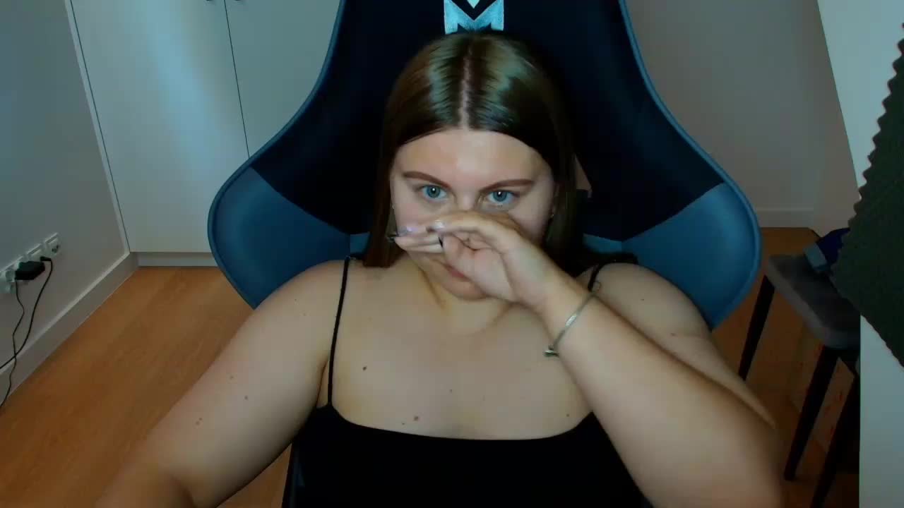 AbbyMint Приват Записи 2026-08-18