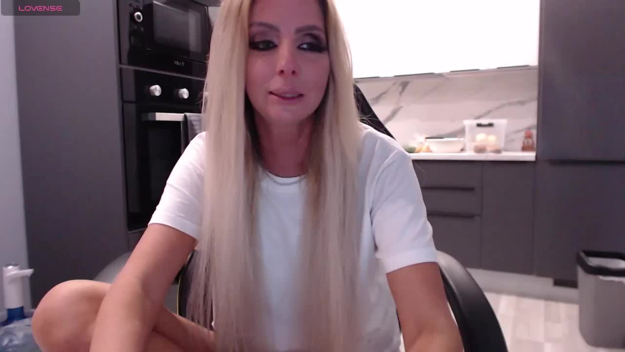 blondalina Приват Записи 2026-08-18