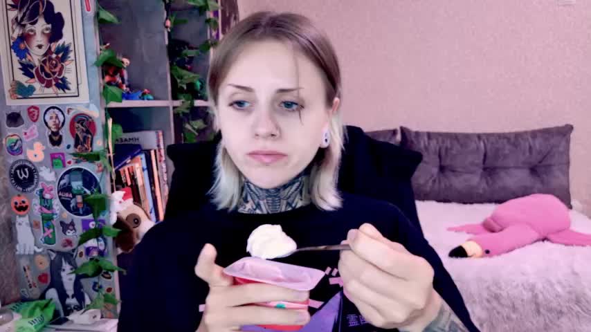 NaniMoore Приват Записи 2026-08-19