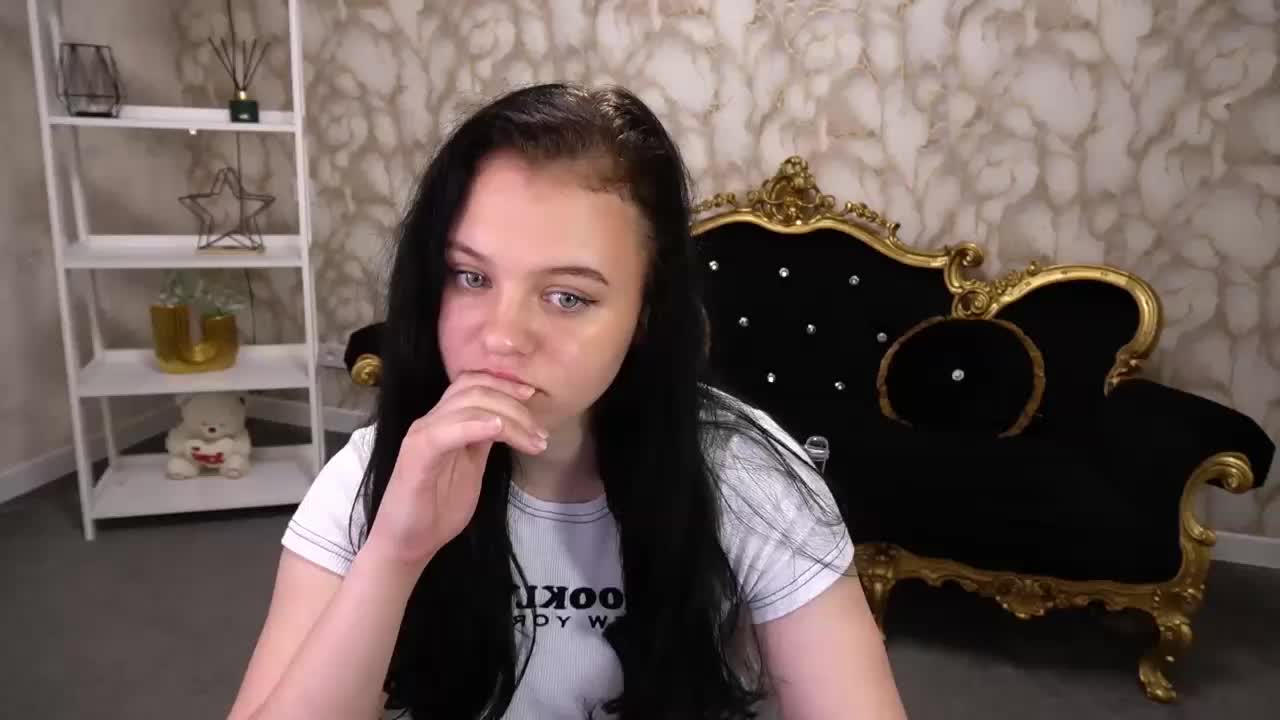 SnowWhiti Приват Записи 2026-08-19