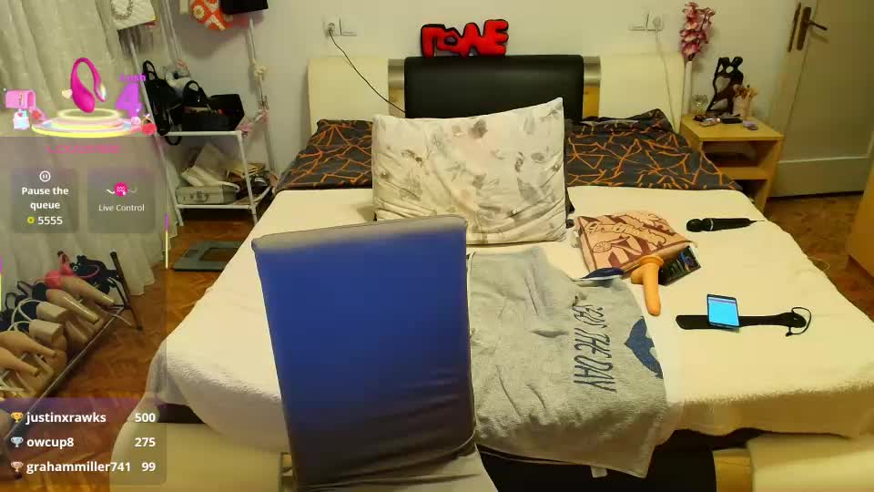 sweetdevil0810 Приват Записи 2026-08-19