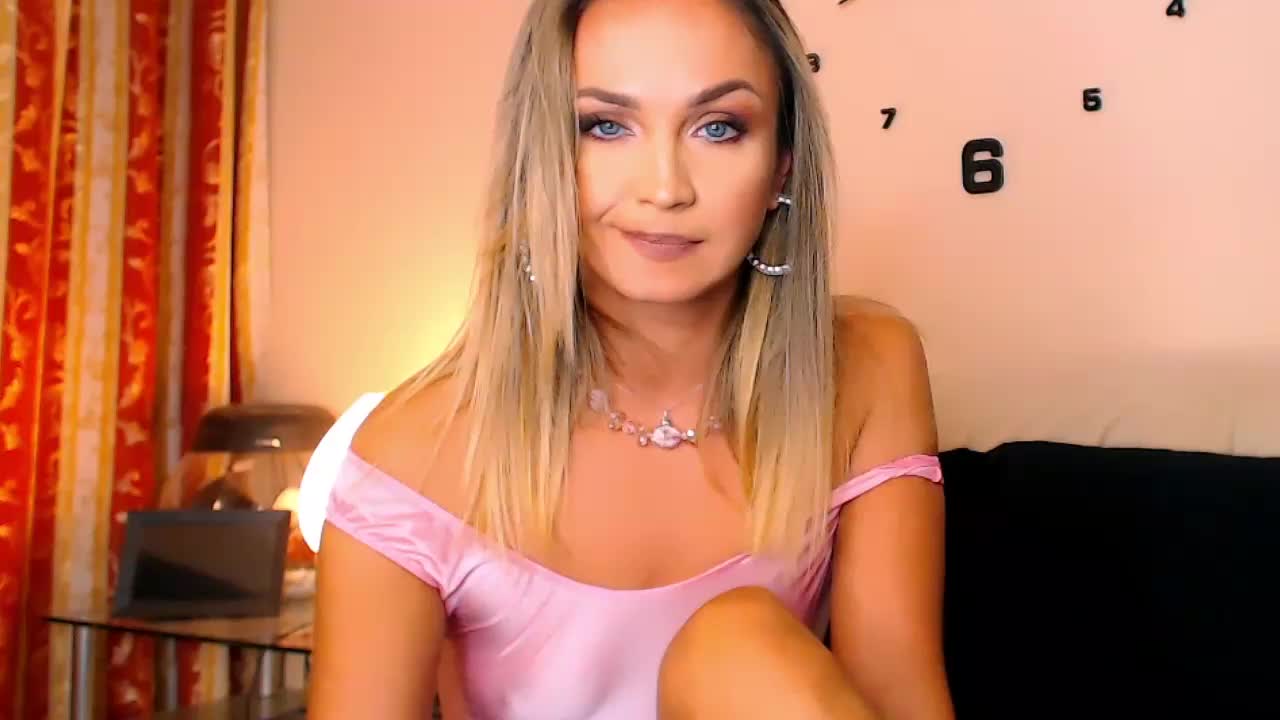 Alexandrawoow Приват Записи 2026-08-20