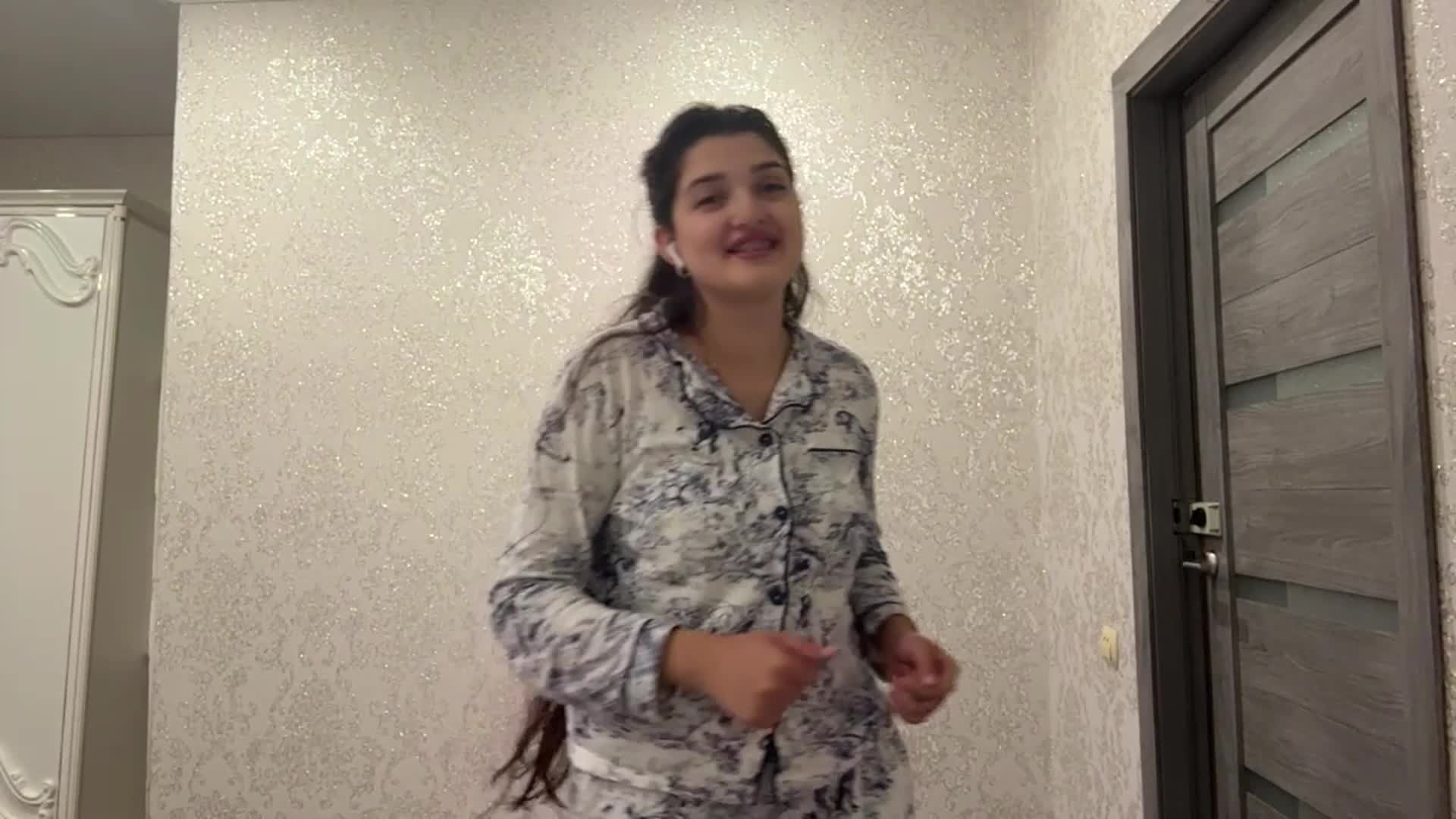 Izabel Приват Записи 2026-08-20