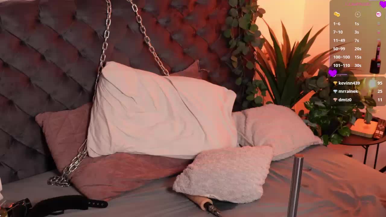 Julcy-Peach Приват Записи 2026-08-20