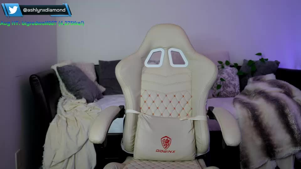 ashlyndiamond Приват Записи 2026-08-20
