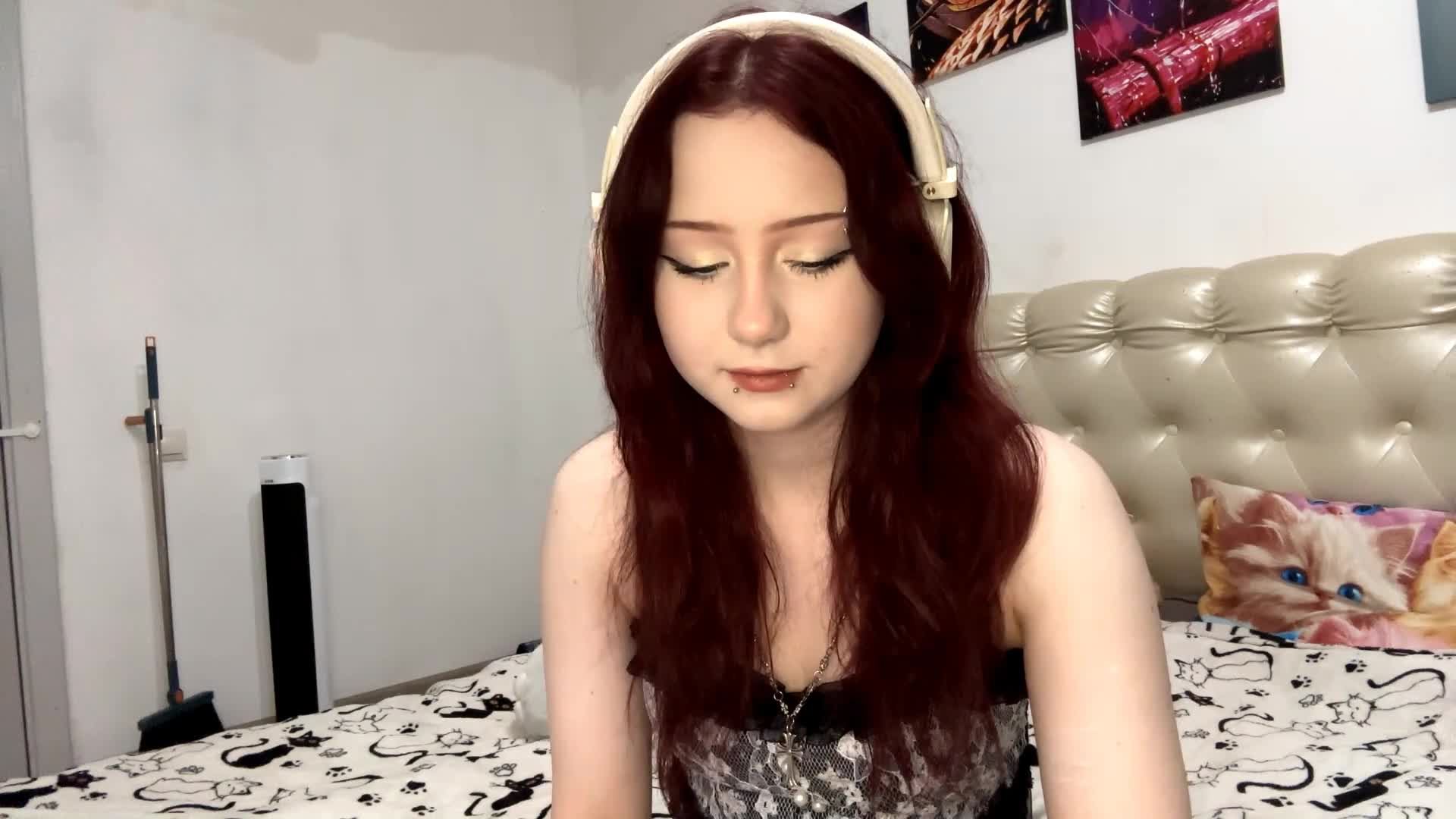 emoemily Приват Записи 2026-08-20
