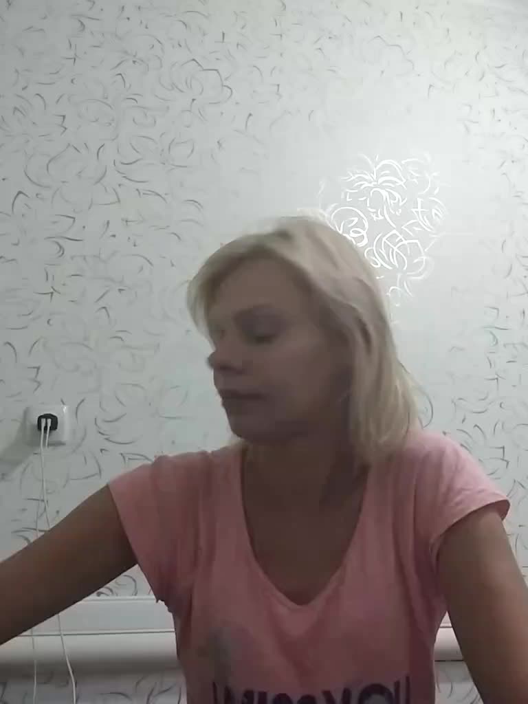 JulieSilver Приват Записи 2026-08-20