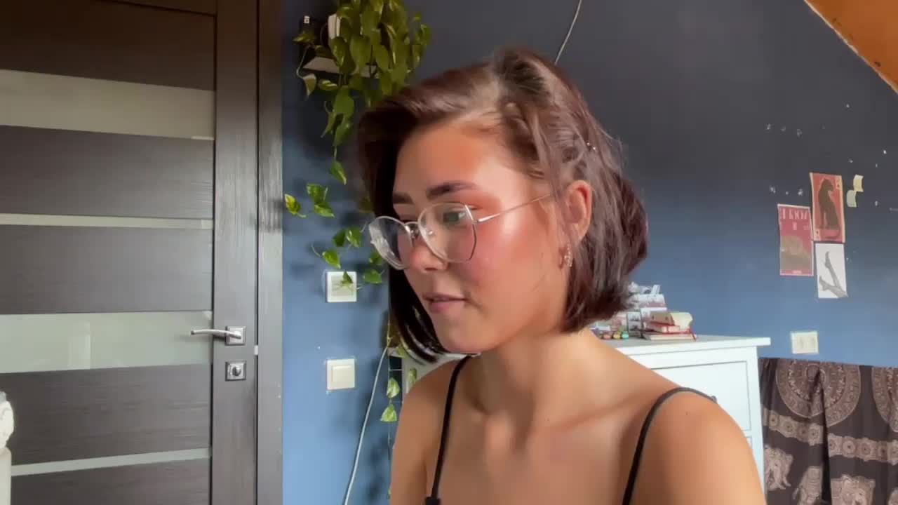 Mikiora Приват Записи 2026-08-22