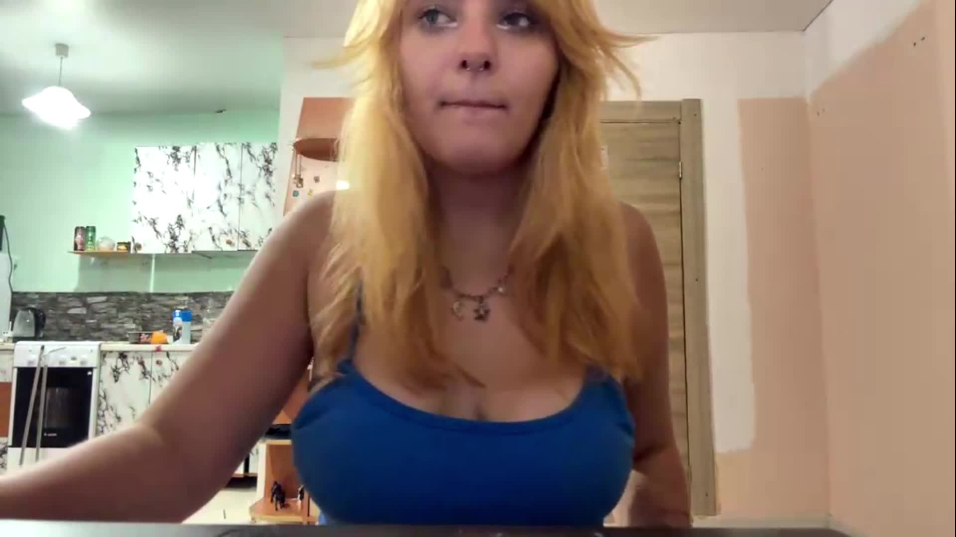 casseyronely Приват Записи 2026-08-22