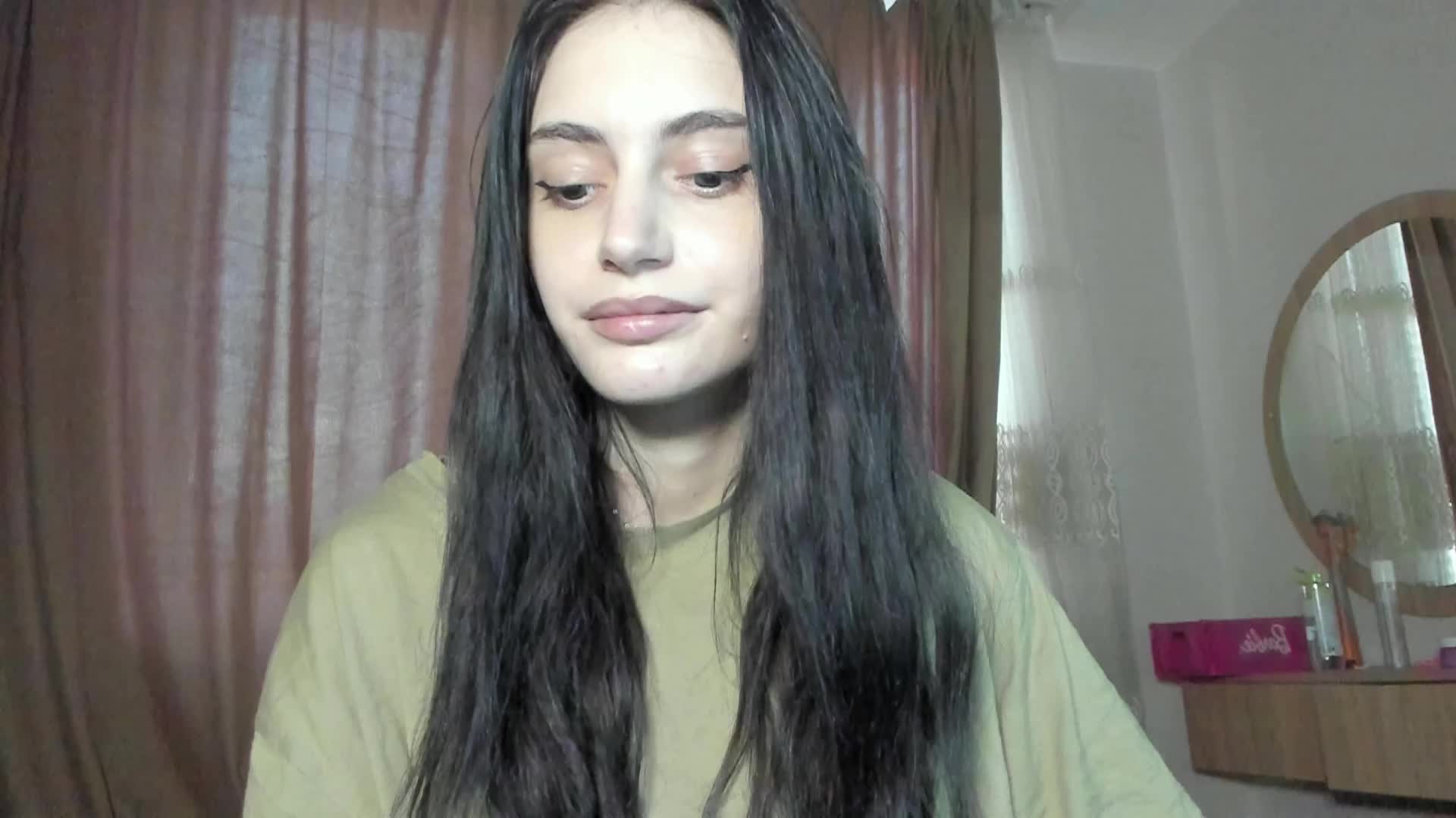 lesyalis Приват Записи 2026-08-22