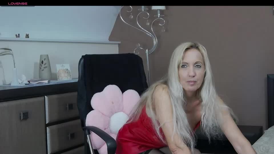 sensualwoman4u Приват Записи 2026-08-23