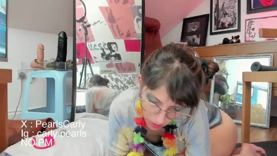 carlypearls Приват Записи 2026-08-24
