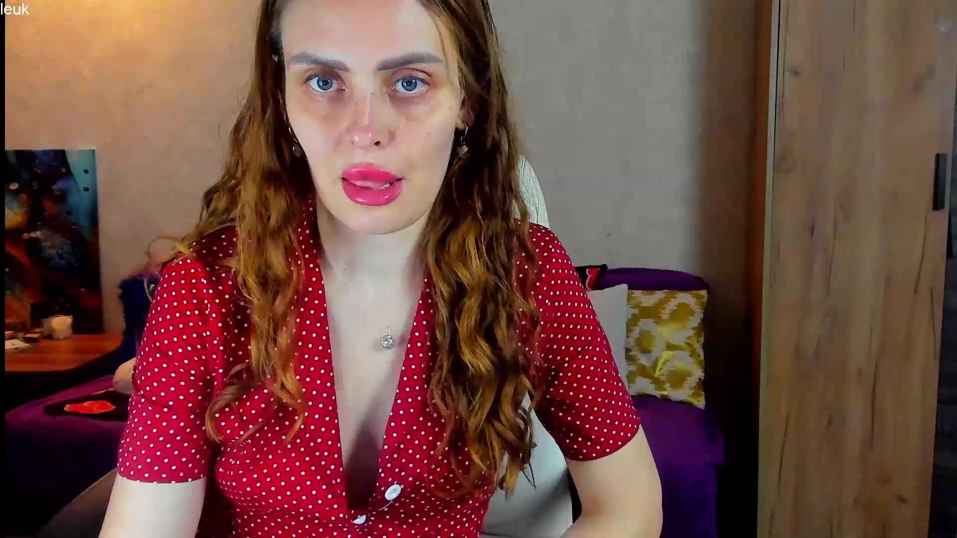 miagrantes Приват Записи 2026-08-25