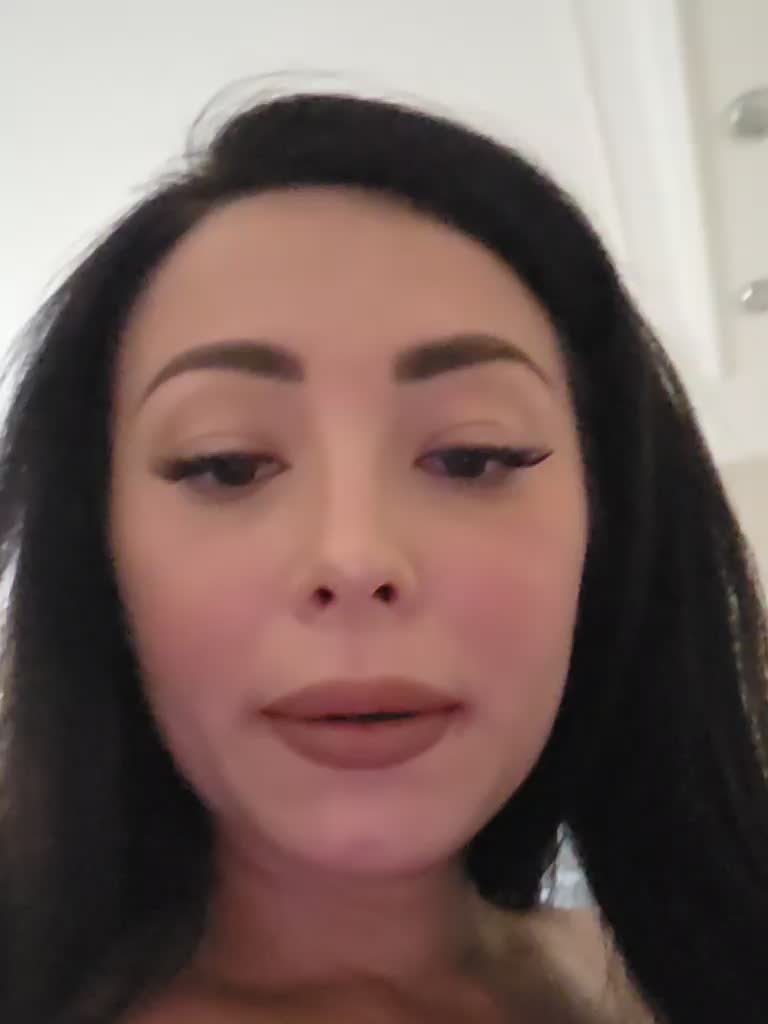 Brunetkaaaa Приват Записи 2026-08-25