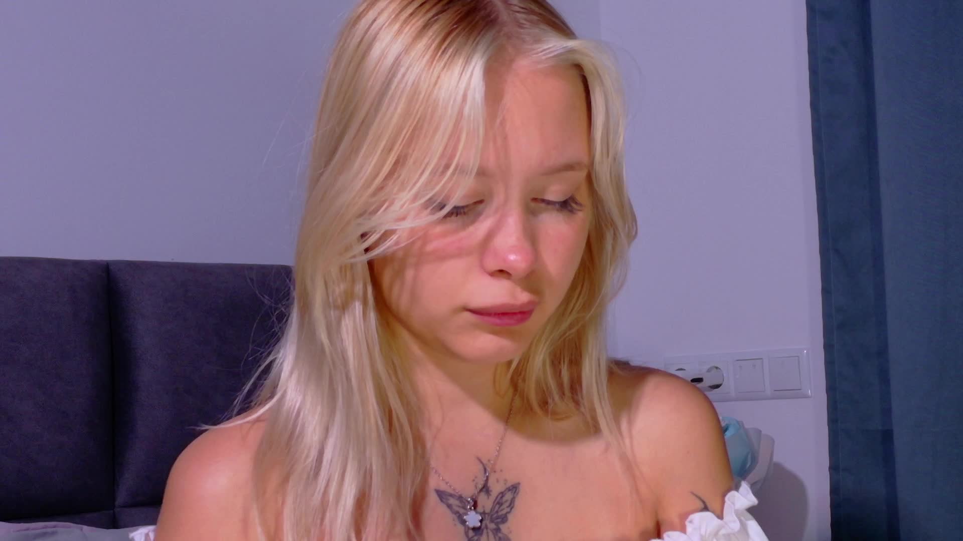 softangelxkisses Приват Записи 2026-08-25