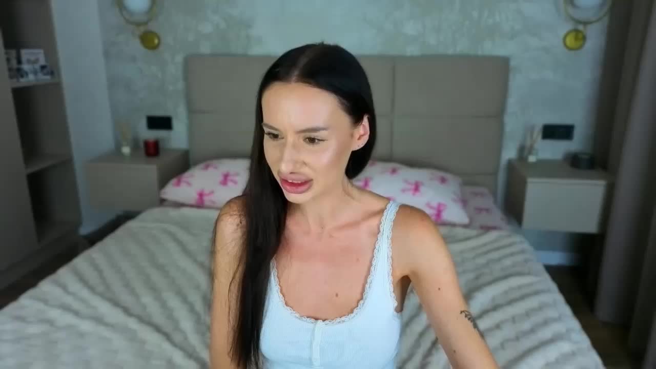 SnowWhiteee Приват Записи 2026-08-27